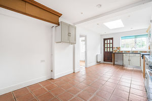 Kitchen/breakfast room- click for photo gallery